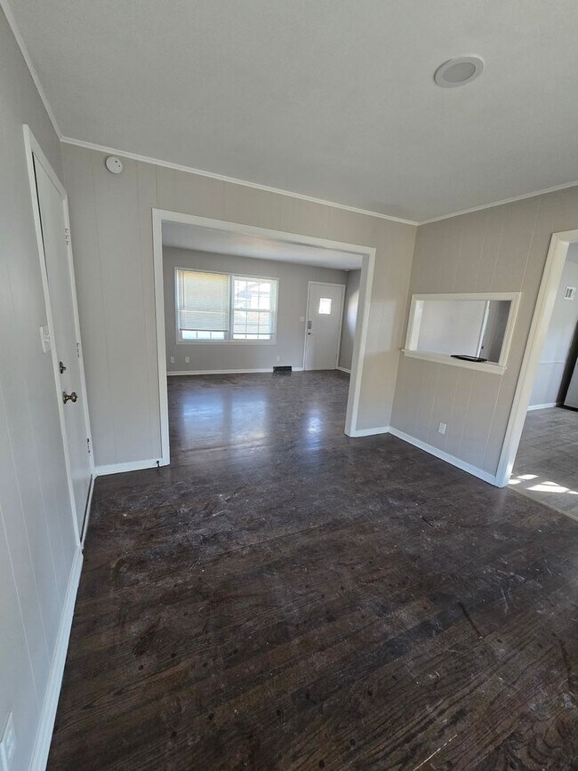 Building Photo - Wont last long