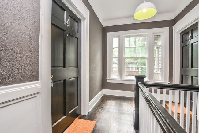 Building Photo - Charming 1 bed/1 bath in Poncey Highlands!