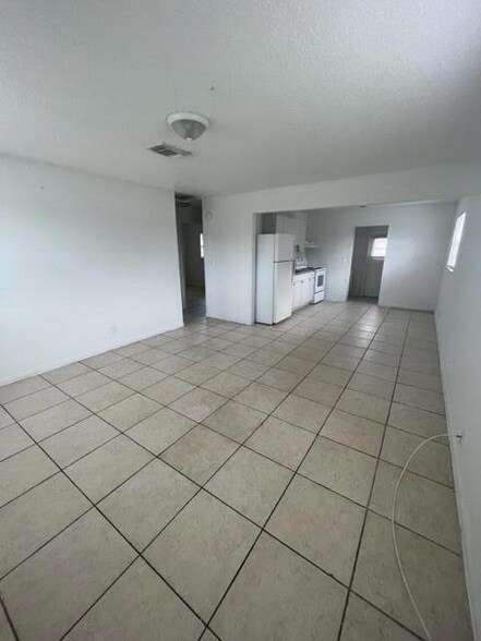 Foto del edificio - 4998 Kirk Rd