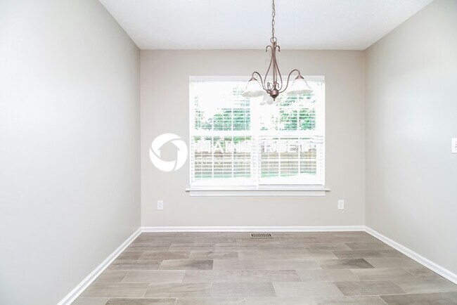 Building Photo - 4 Bedroom Pet-Friendly Home in Murfreesboro, TN with Main Street Renewal