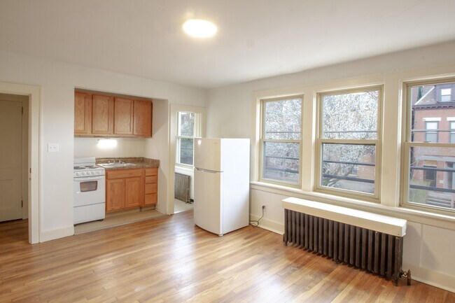 Photo - 301 S Trenton Ave Apartments