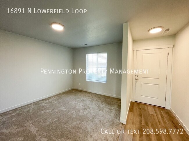 Foto del edificio - 16891 N Lowerfield Loop