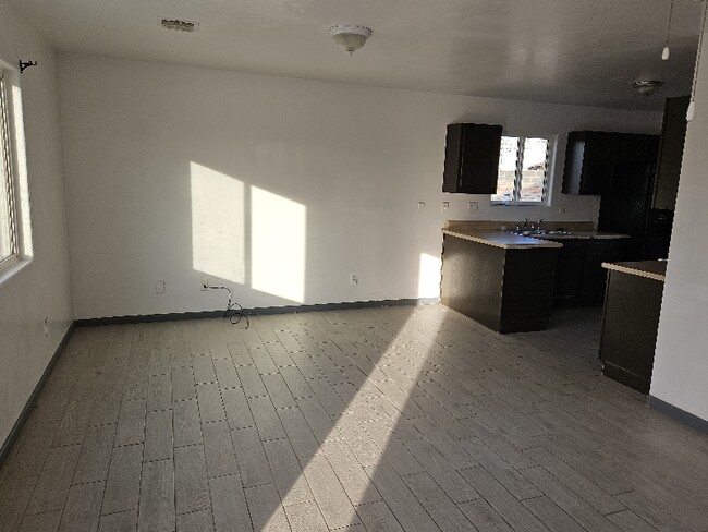 Foto del edificio - 5070 S Park Ave