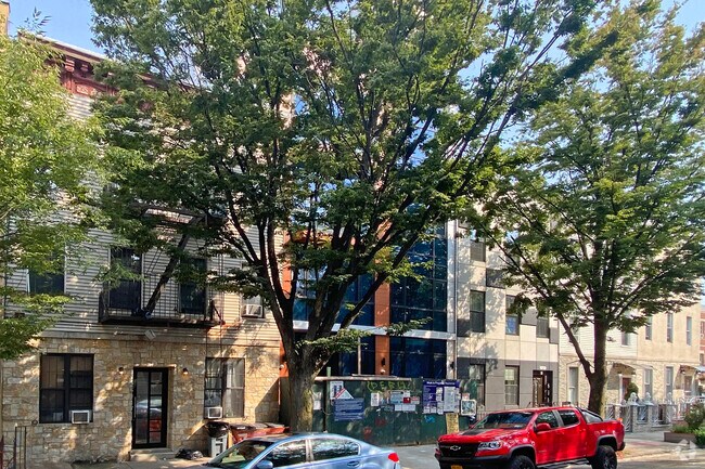 Foto del edificio - 163 Macdougal St