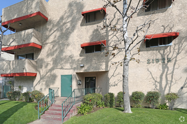 Building Photo - Saticoy Apartments