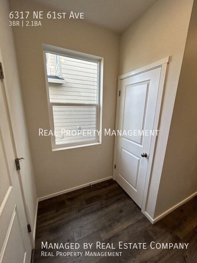 Building Photo - Perfect Single Family Rental just off NE M...