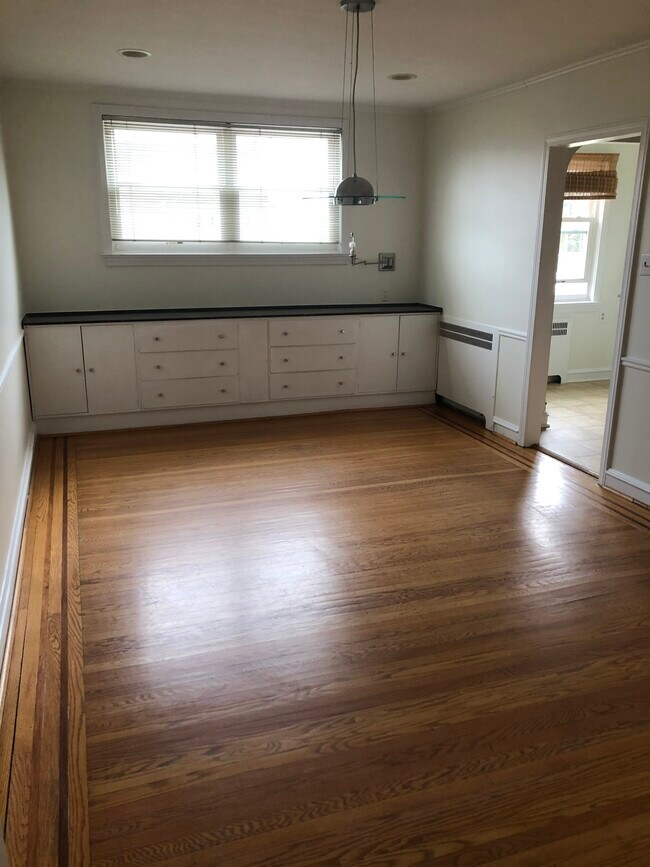 Foto del edificio - 246 Stoneway Ln