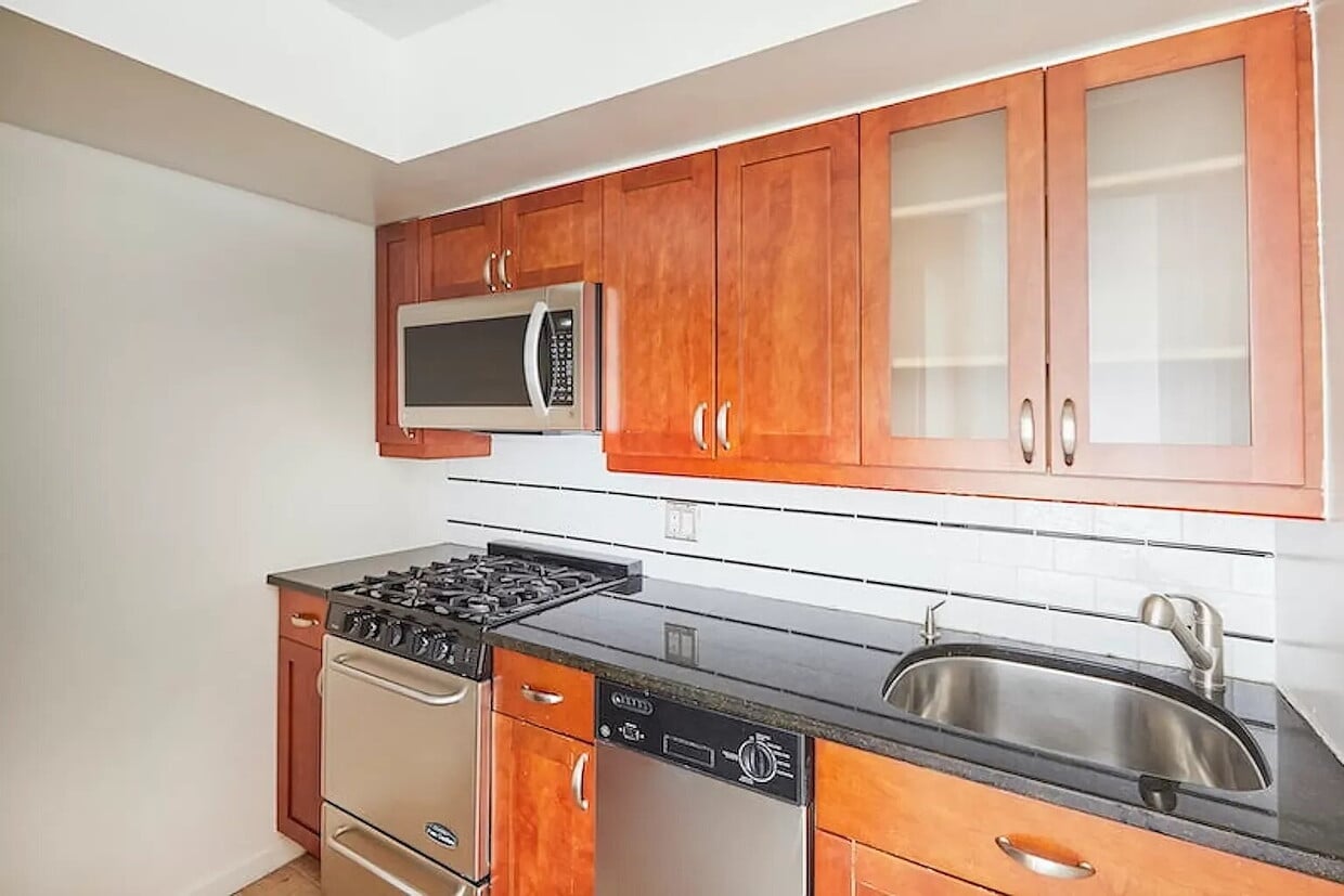Primary Photo - 1 BEDROOM 1 BATHROOM APARTMENT