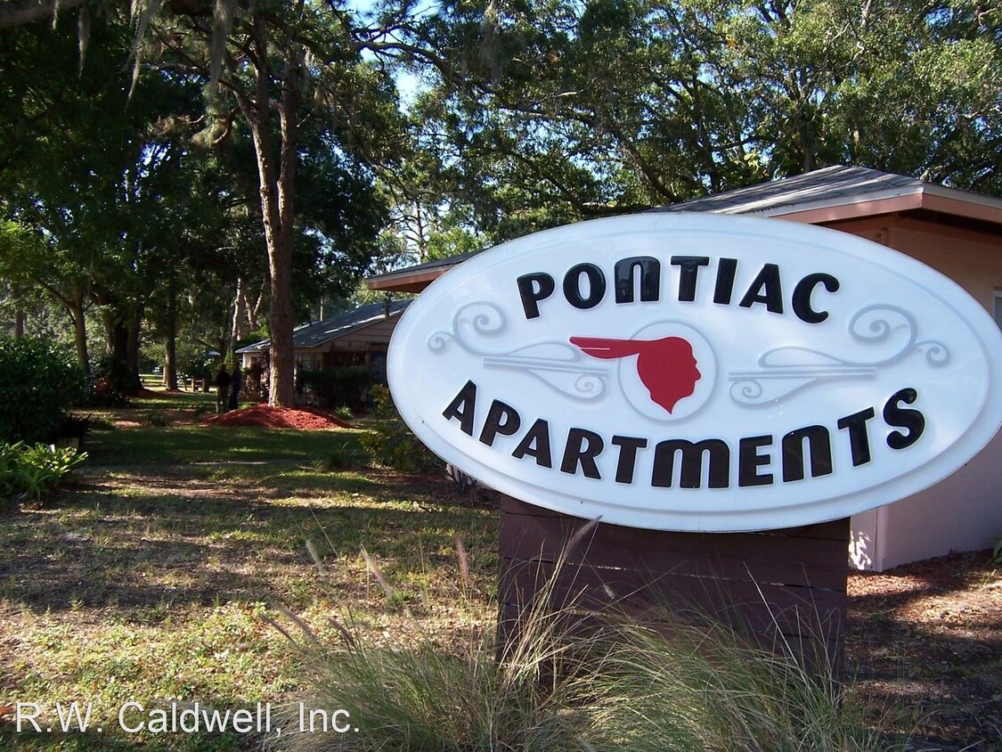 Primary Photo - 1 br, 1 bath Apartment - 4901 29th Ave S, #5