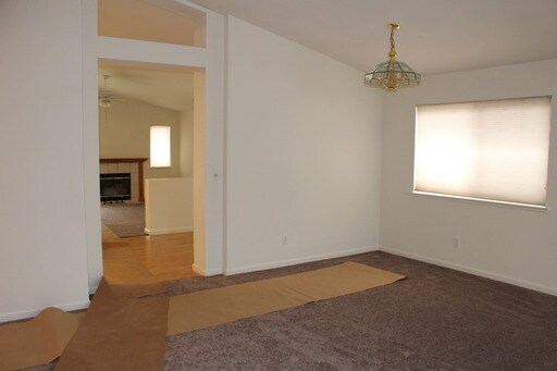 Building Photo - 1116 Fairway Dr