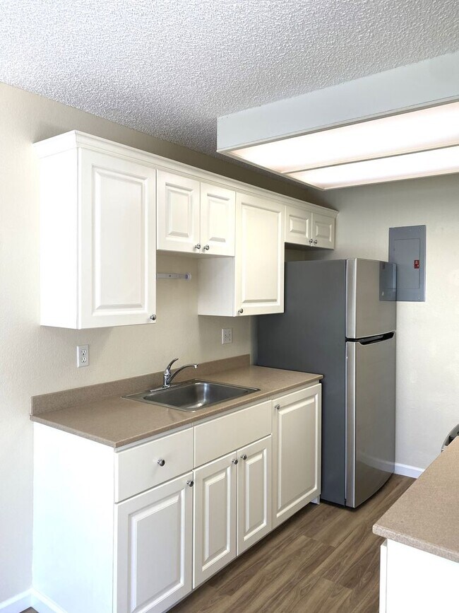 Foto del edificio - Royal Palm - Renovated two bedroom in Waip...