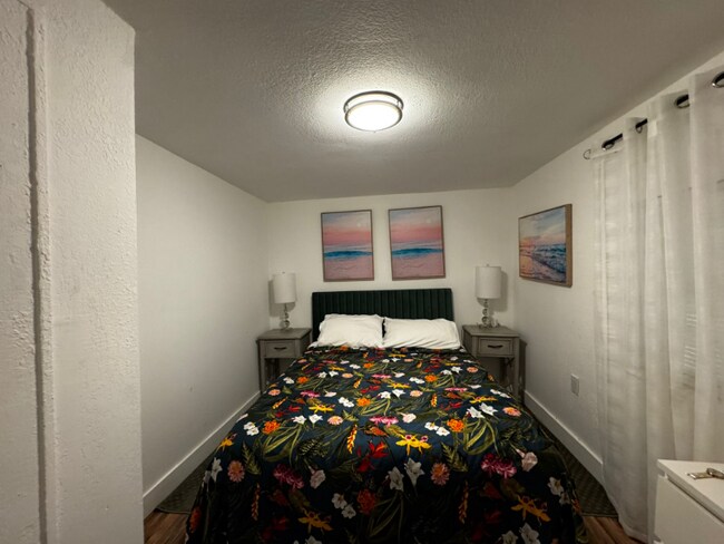 Foto del edificio - 160 NW 60th St