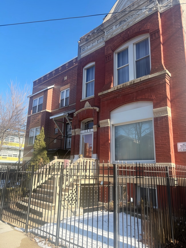 Building Photo - 125 S Leavitt St