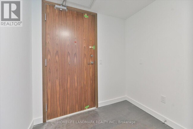 Building Photo - 1 Concord Cityplace Wy