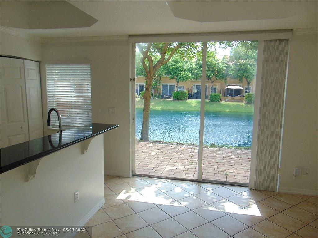Primary Photo - 4933 Tradewinds Ter