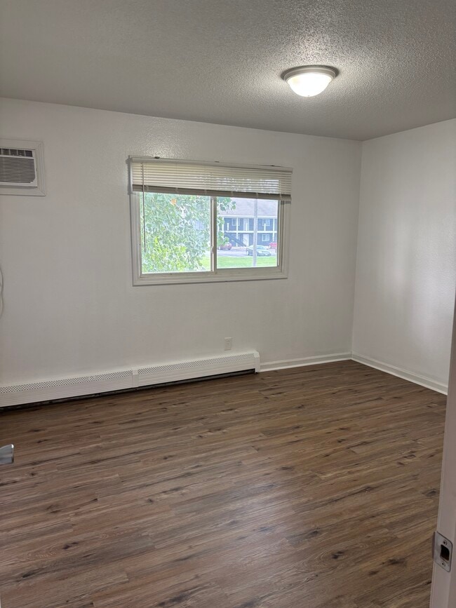 Bedroom 1 - CR Legacy