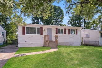 Building Photo - 1140 Baron Ave