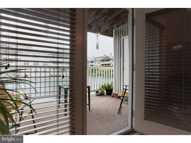 Patio - 1301 Waters Edge Dr