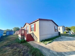 Building Photo - 13021 Dessau Rd