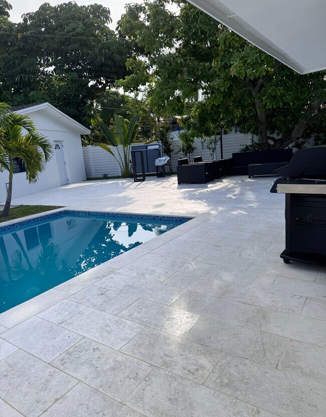 19715 SW 99th Pl, Miami, FL 33157 House Rental in Miami, FL