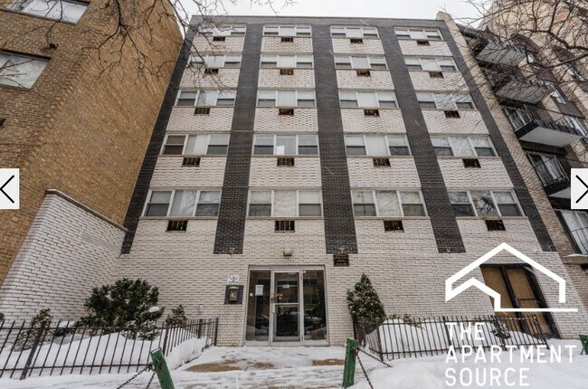 Foto del edificio - 6821 N Sheridan Rd