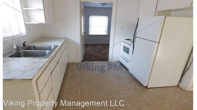 Building Photo - 2 br, 1 bath House - 292 NW 5th St