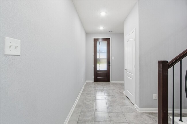 Building Photo - 4823 Lucky Fawn Ln