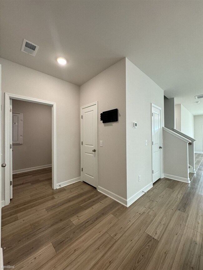 Foto del edificio - 5 br, 4.5 bath House - 292 Lucca Dr