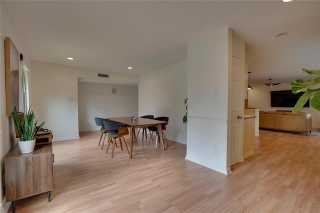 Foto del edificio - 8515 Londonderry Ln
