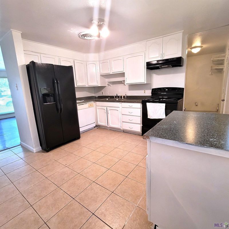 Building Photo - 11570 Baylor Dr