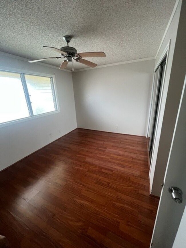 Foto del edificio - 2 Bed / 1.5 Bath / 1 covered reserved parking - Great Kailua Location!