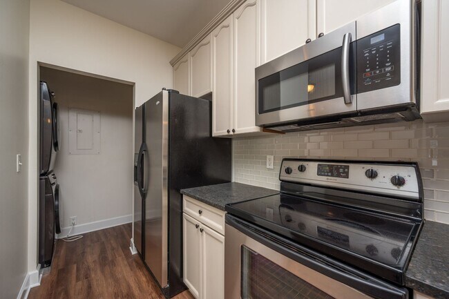 Photo - **BE THE LUCKY ONE TO LIVE IN THIS LENOX V... Apartment