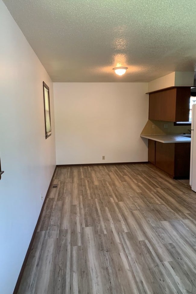 Building Photo - 446 Grandview Unit 1 - 2BR 1 Bath