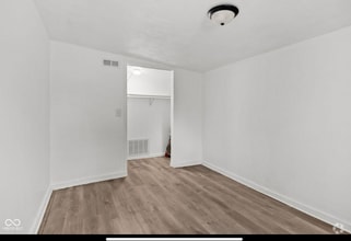 Building Photo - 1842 W Kessler Blvd N Dr