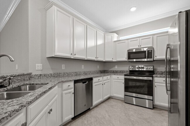 Building Photo - 10328 Prato Dr