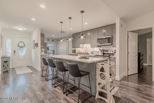 Foto del edificio - 12041 Wren Hollow Ct