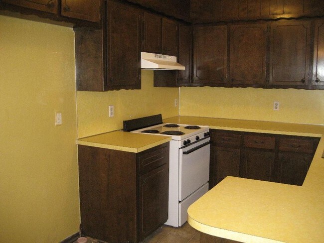 Foto del edificio - 4413 S Cypress Ave