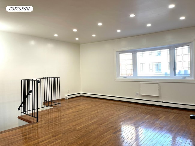 Building Photo - 85 Eldert St