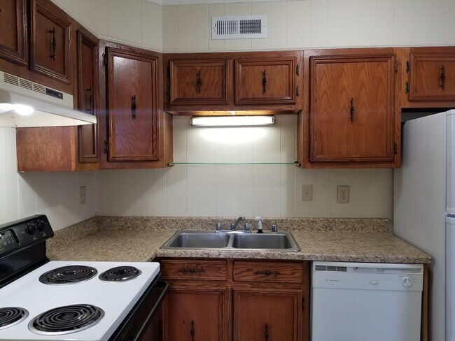 Cocina - 225 Baugh Ln NE