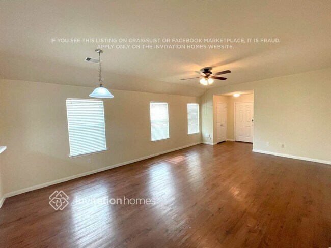 Foto del edificio - 18818 N Lyford Dr