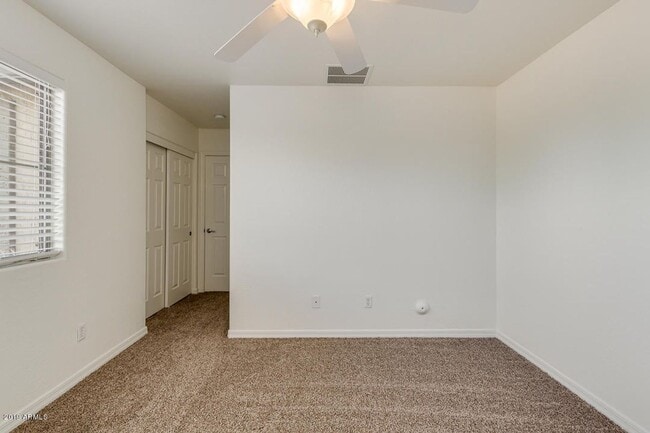 Building Photo - Beautiful home for rent