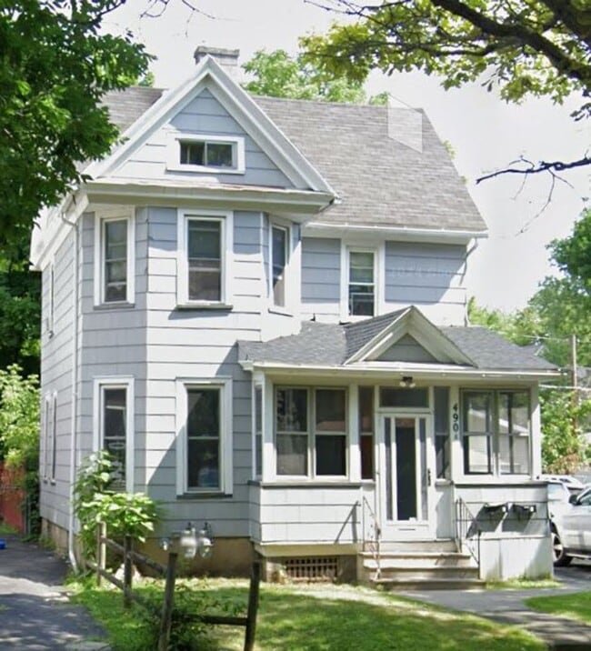 Building Photo - 490 Glenwood Ave