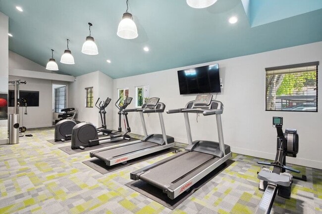 Building Photo - Creek at 2645