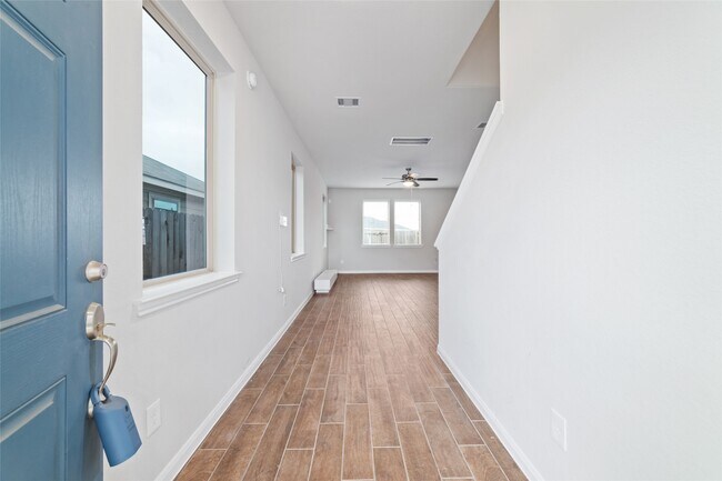 Foto del edificio - 21622 Buttonsage Ln