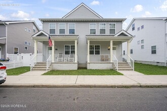 Building Photo - 1508 Heck Ave