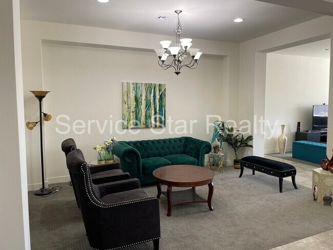 Building Photo - 2631 W Rancho Laredo Dr