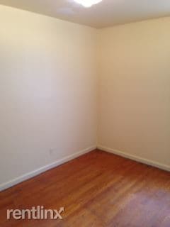 Building Photo - 11312 Rossiter St