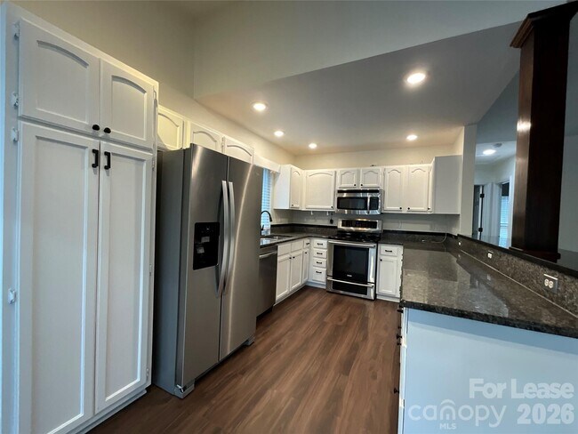 Foto del edificio - 11431 Howell Center Dr