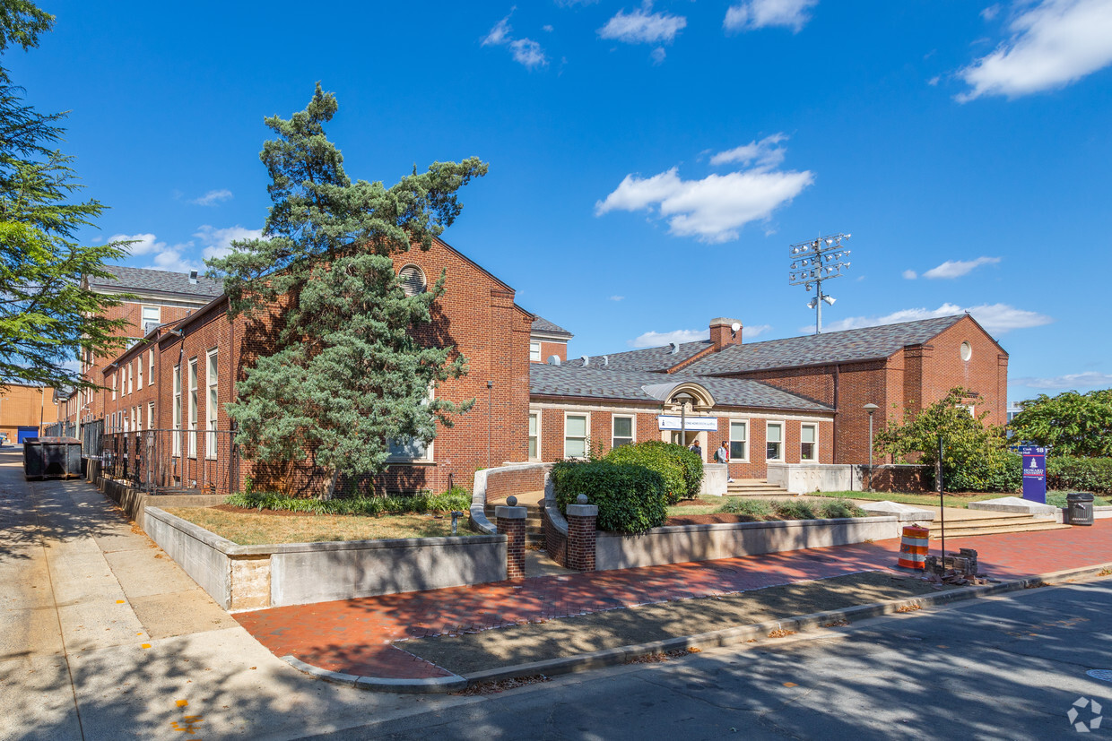 Foto del edificio - Cook Hall