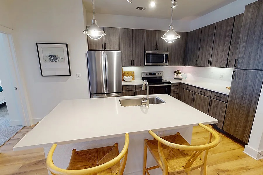 Primary Photo - City Life Starts Here – Spacious 1 Bed / 1...
